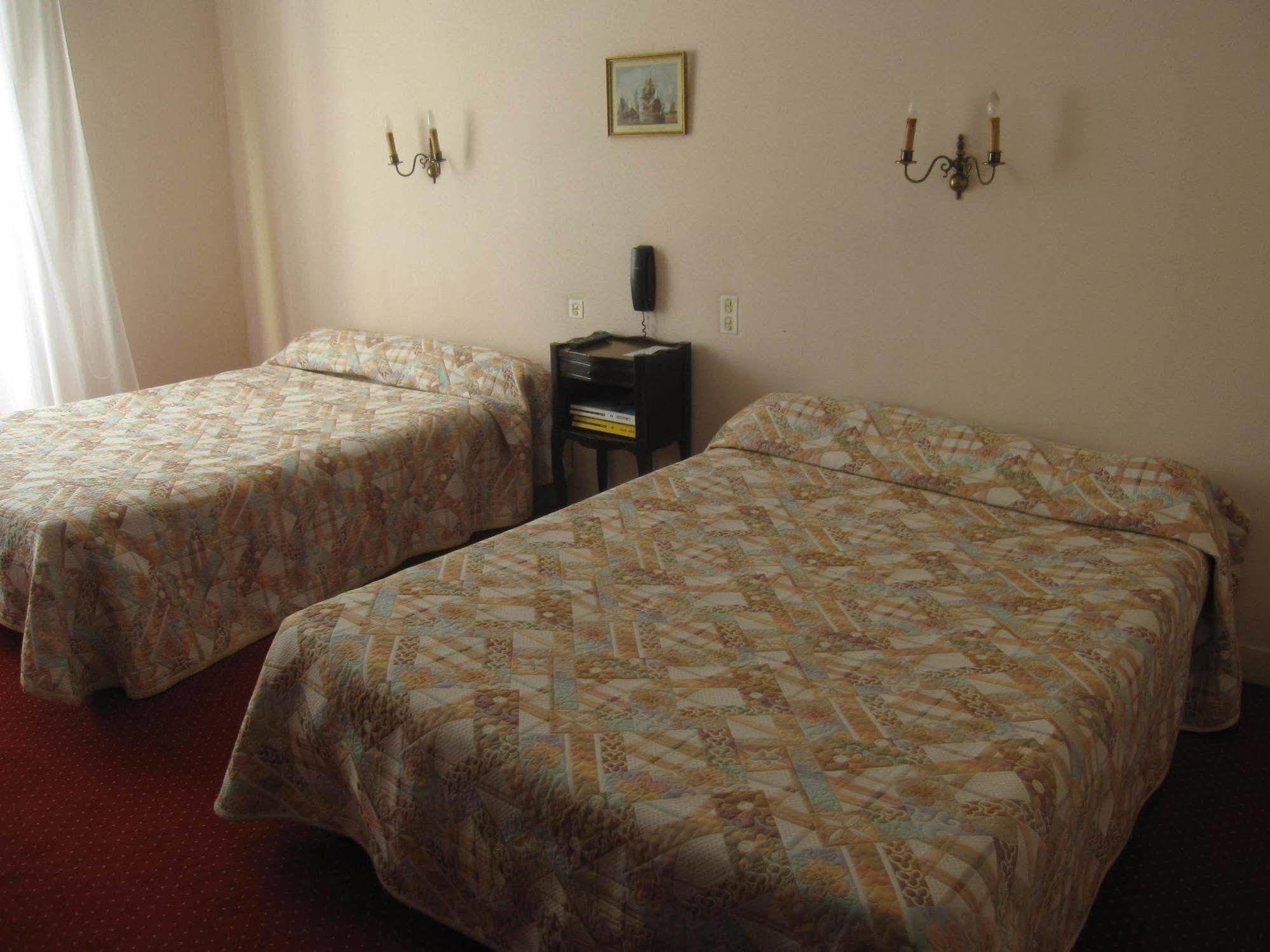 Hotel Des 3 Marchands Нант Екстер'єр фото